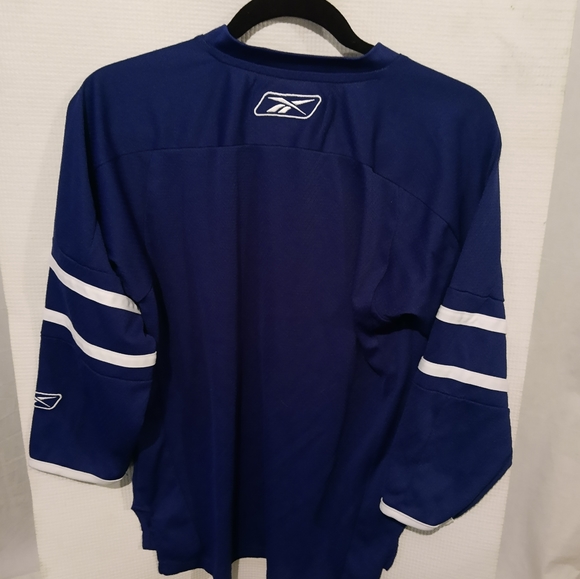 Youth L/XL Maple Leaf Jersey - Picture 2 of 3
